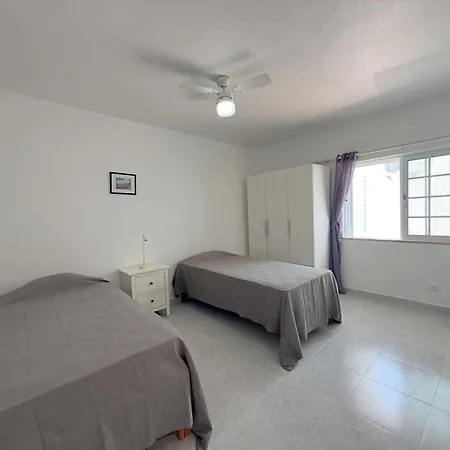 Apartment Sardinha 2 Com Terraco 550m Da De Vale De Centeanes